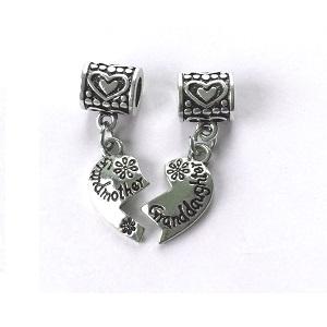 Silver Plated Aunt Heart Drop Charm